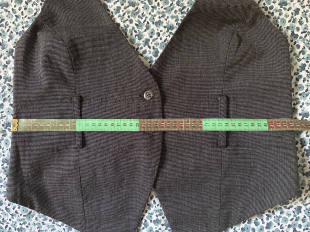 Ensemble pantalon/gilet T42 fr – photo 14
